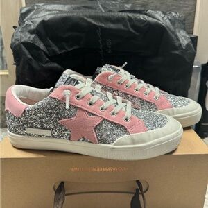 Vintage Havanas size 8